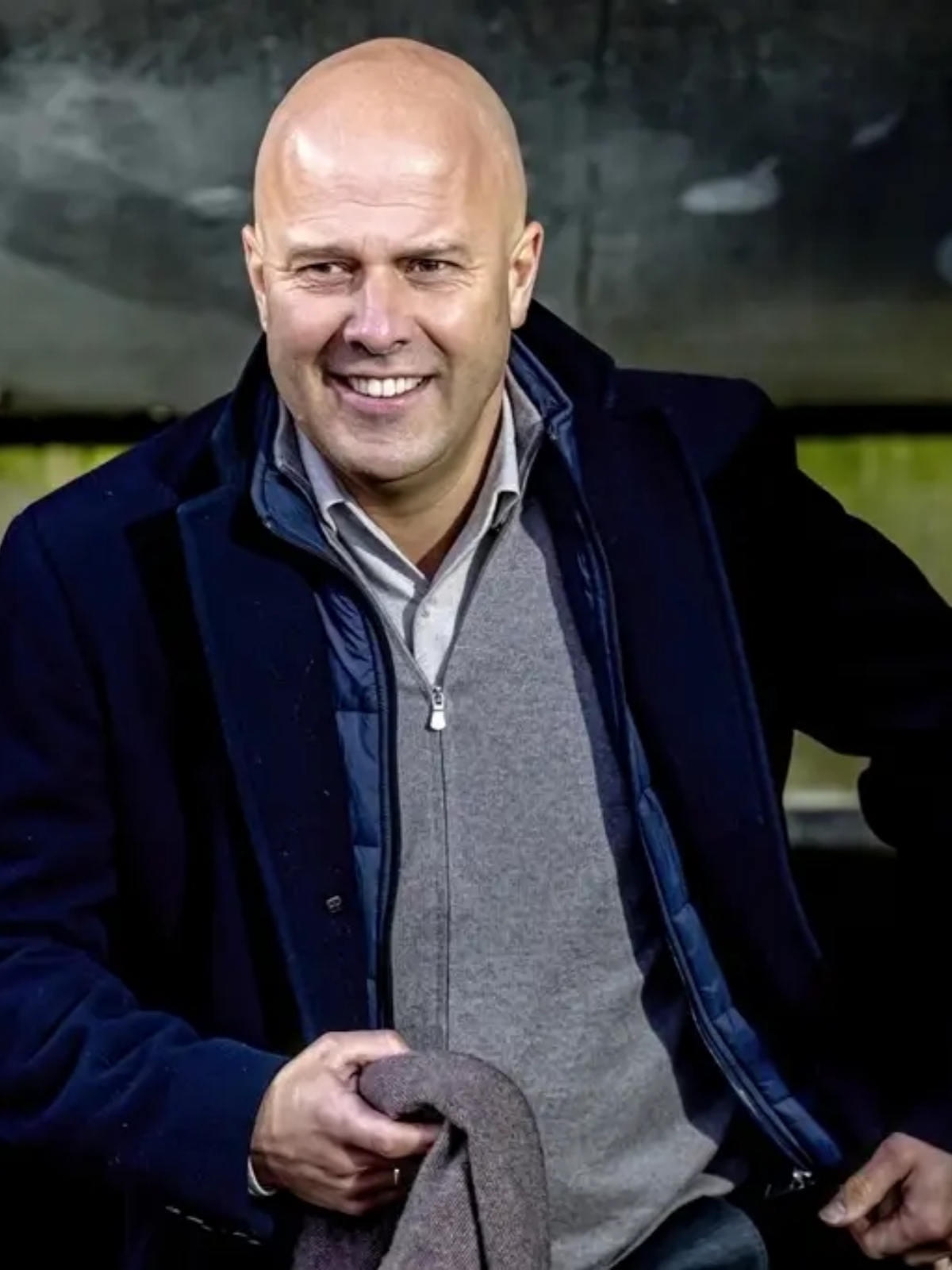 这也行？风云突变阿森纳关键时刻扳平良机赛前费耶诺德调整名单以备法甲，利物浦主帅复盘备战欧超杯(阿森纳转会即时消息)