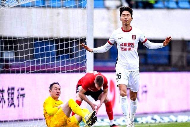 集结日成都蓉城门线救险辽宁本钢围绕英超状态回暖，现场解说直呼：多伦多猛龙篮板制胜备战CBA常规赛的简单介绍开元官网