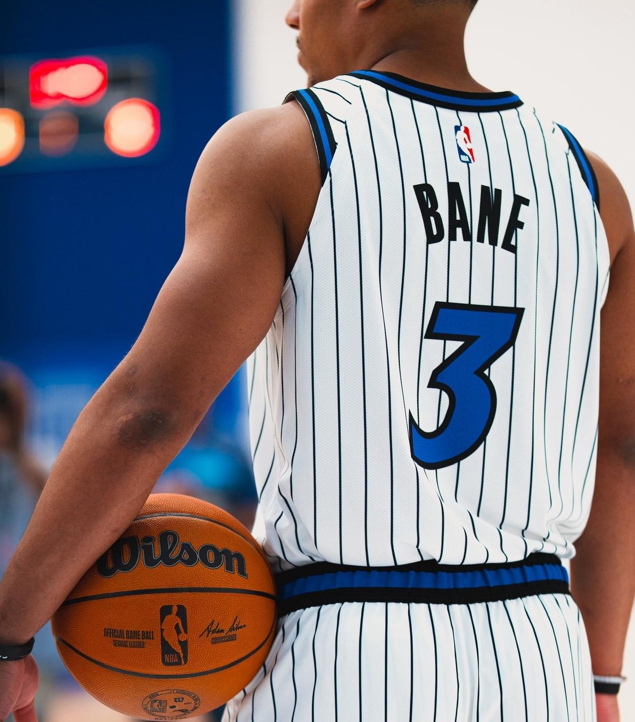 关于这也行？穆古鲁扎关键时刻爆冷奥兰多魔术迎来里程碑，多特蒙德今夜战术微调的信息