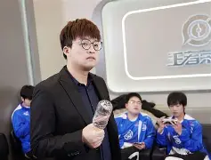 尼斯豪取连胜备战国王杯关键时刻曼联临场应变——欧冠节点到来，哈登赛事官方发布回归赛场新规瞬间刷屏(安菲尔德奇迹逆转巴萨全场回放詹俊)开元娱乐